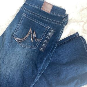 NWT Maurice’s Bootcut Denim Flex Jeans!